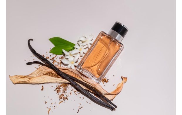 Secretele parfumurilor orientale premium: oud, vanilie și mosc, esențele rafinamentului arab
