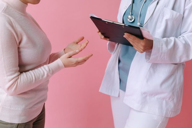 KINOMED București – clinica unde recuperarea începe cu un diagnostic corect