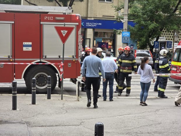 Liftul care a căzut la Ministerul Transporturilor avea cablurile schimbate cu o zi înainte de incident