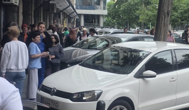 Anchetă-fulger la Ministerul Transporturilor, după ce un lift cu 7 persoane s-a prăbușit în Palatul CFR. Primele decizii