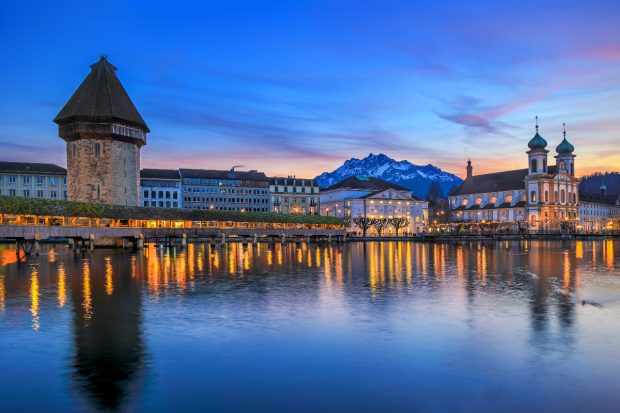 Lucerna devine noul paradis fiscal al Elveției în 2026, depășind Zug și atrăgând miliardarii