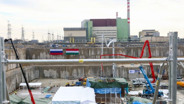 Ungaria își revizuiește planurile pentru extinderea centralei nucleare de la Paks, Rusia riscând excluderea din proiectul de 15 miliarde de dolari