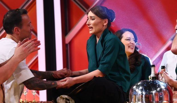 Imagine Stire Povestea Marinei Luca, câștigătoarea „Chefi la cuțite” 2026. A trecut prin depresie și burnout înainte de victorie | 2review.ro