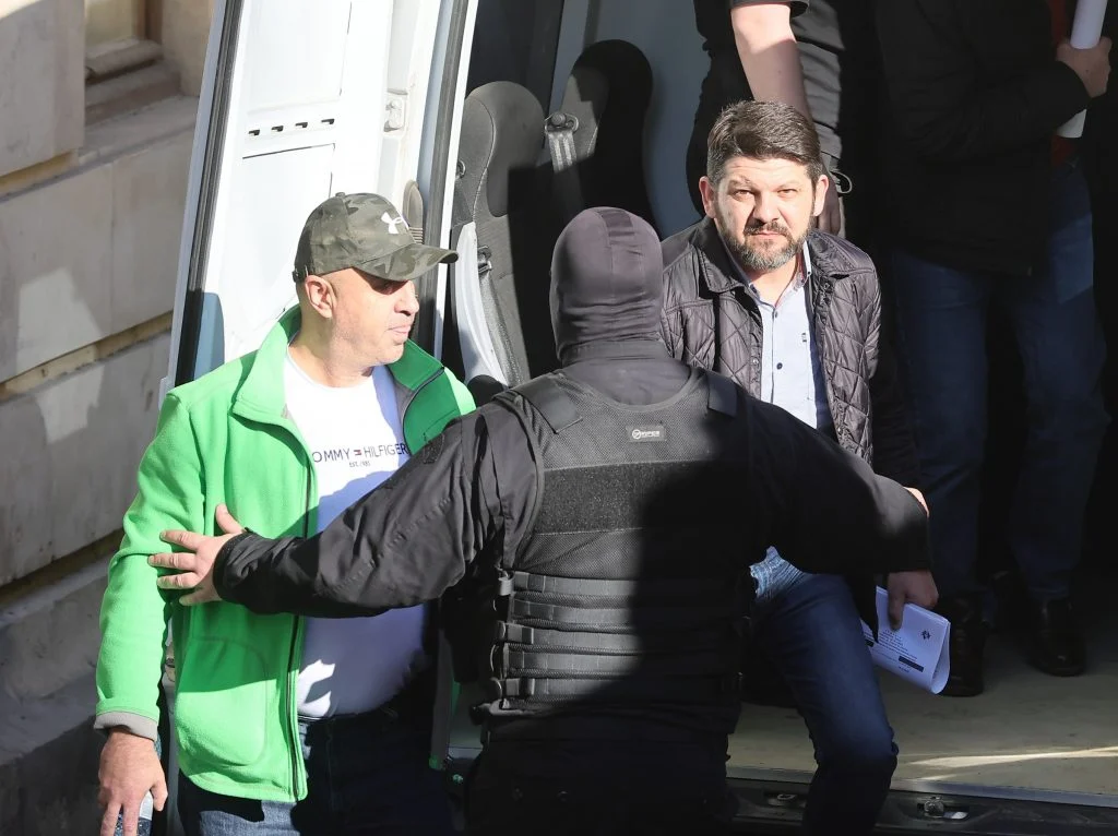 Începe procesul de trădare al suveraniștilor din Comandamentul „Vlad Țepeș”. Cum au folosit inculpații aplicația ChatGPT pentru a-și găsi „omul de legătură” cu Rusia