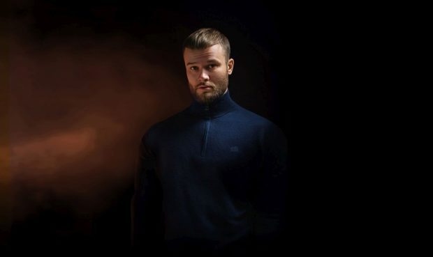 Imagine Stire Ce au găsit jandarmii din București într-o mașină a fanilor lui Max Korzh. Artistul cântă pe Arena Națională pe 23 mai 2026 | 2review.ro