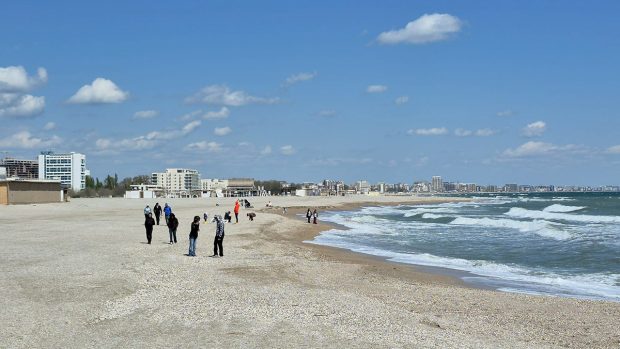 Deschidere Lentă a Sezonului Estival în Mamaia în Minivacanța de 1 Mai