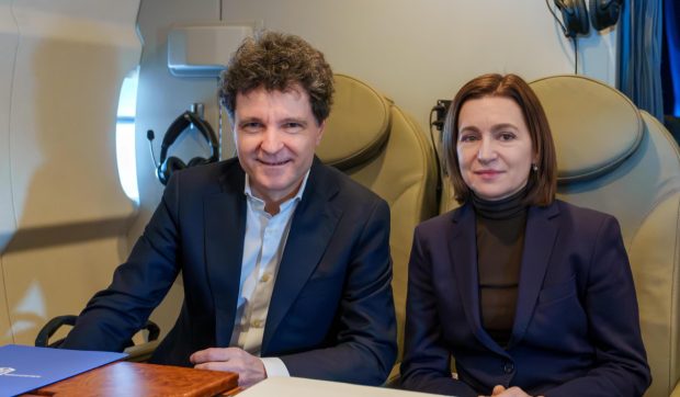 Maia Sandu și Nicușor Dan merg cu același avion spre Erevan, la summitul Comunităţii Politice Europene