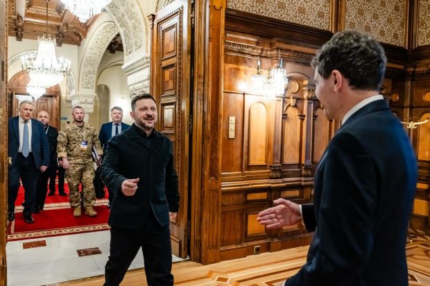 Summitul B9 de la Cotroceni. Nicușor Dan a avut o întâlnire bilaterală cu Volodimir Zelenski: „Ne dorim ca industria noastră să beneficieze de expertiza ucraineană”