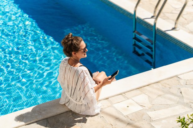 Principalele ștranduri și piscine în aer liber disponibile vara aceasta în marile orașe din România