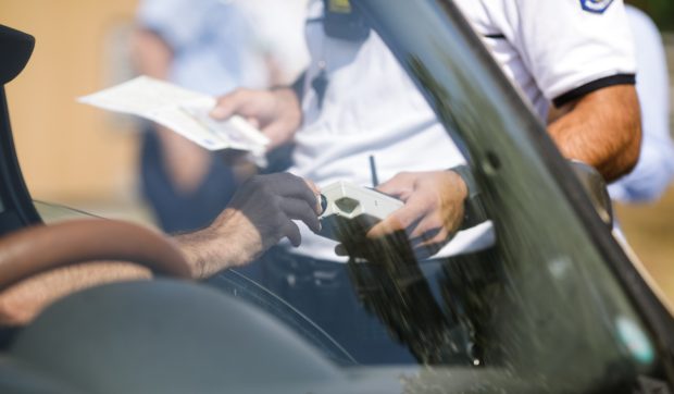 Un șofer din Cluj a rămas uimit când a văzut cum fac polițiștii controalele în Ungaria: 50 de mașini verificate în 10 minute
