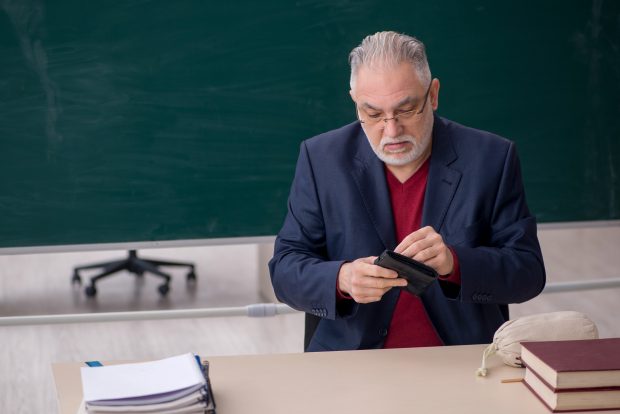 Profesorii vor primi puncte în plus la gradația de merit. Ce condiție trebuie să îndeplinească