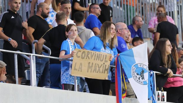 Corvinul Hunedoara triumfă și revine în Superligă după 34 de ani prin victoria contra FC Voluntari
