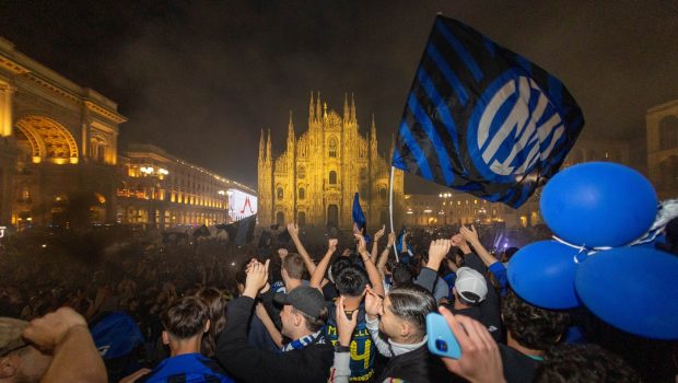 Inter și Cristi Chivu sunt campioni în Italia după 2-0 cu Parma / Petrecere în vestiar „Made in Romania”