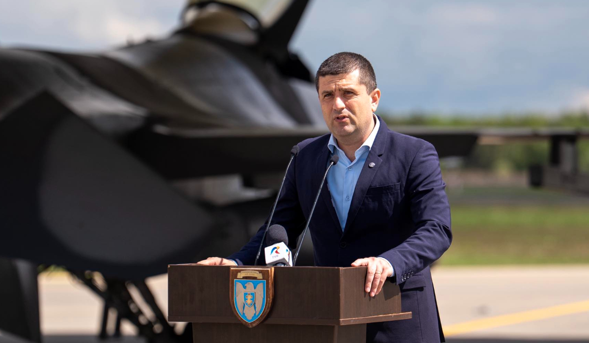 Poza pentru articolul Avionul în care se afla ministrul Radu Miruță, afectat de un bruiaj al semnalului GPS în drum spre Lituania
