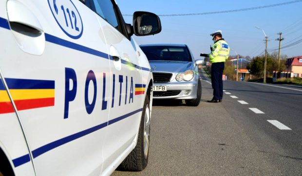 Șofer de 71 de ani, prins cu 128 km/h lângă Timișoara. Ce amendă uriașă a primit