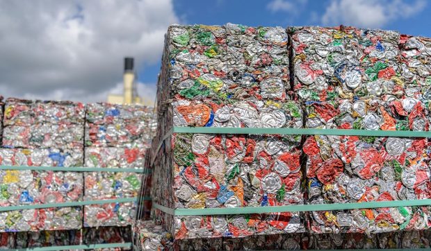 Reciclarea în România: între un comportament exemplar și nevoia de educație pentru durabilitate