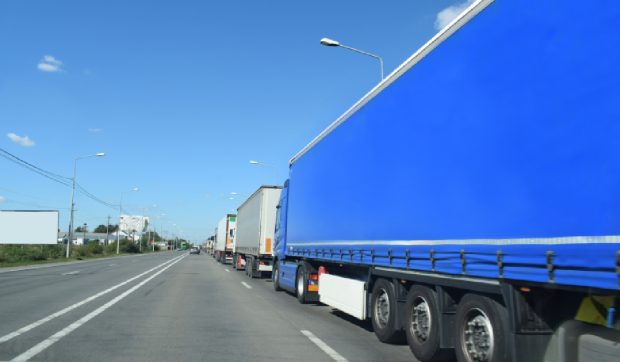 Drumurile din România cu restricții de trafic pentru camioanele de peste 7,5 tone în minivacanța de Rusalii
