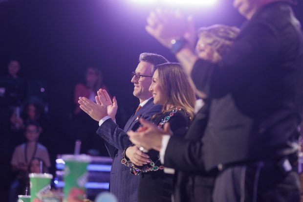 Imagine Stire „Românii au talent” 15 mai 2026. Cine va urca pe scenă în cea de-a doua semifinală live, difuzată la Pro TV | 2review.ro
