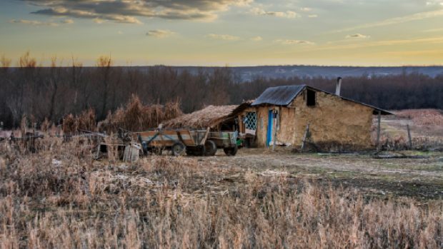 Sărăcie de 90% în Vaslui, Buzău și Dolj. Cum arată radiografia unui eșec național