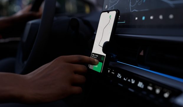 Record de amendă pentru un operator de ride-sharing din Galați: 127 de șoferi descoperiți lucrați la negru