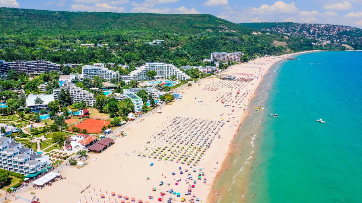 Schimbări la voucherele de vacanță în 2026. Statul a redus planonul salarial