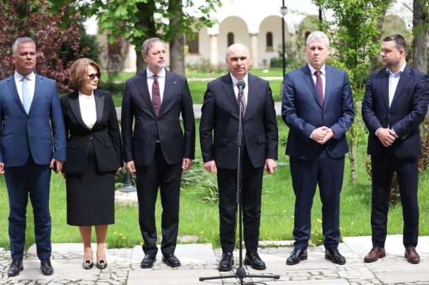 Stenograme din ședința PNL. Liberalii, împărțiți între revenirea la guvernare cu PSD și opoziție: „Am făcut breaking news că unii colegi au negociat cu AUR”