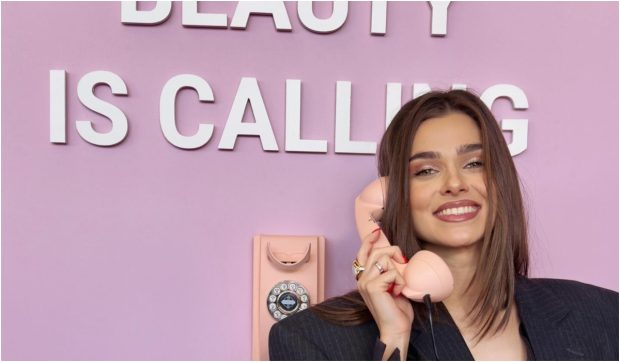 Imagine Stire Ce face Theo Rose cu banii din colaborări: „Nu îți imaginezi că sun” | 2review.ro
