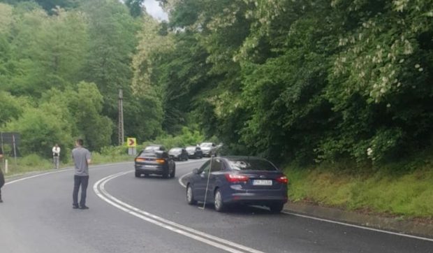 Coliziune în lanț pe DN 1, în Sibiu: zece persoane rănite și trafic blocat complet