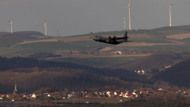 Retragerea soldaților americani îl îngrijorează pe primarul din Ramstein: „Ar fi o lovitură economică dureroasă”