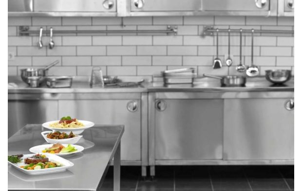 Antreprenor Horeca în 2026. Echipamente care nu trebuie să lipsească dintr-un restaurant eficient
