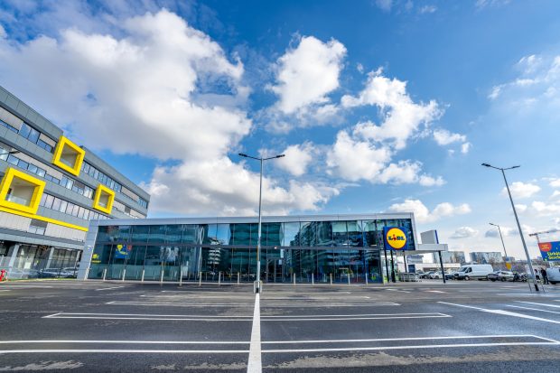 Lidl România lansează primul lapte barista de brand propriu, fabricat local