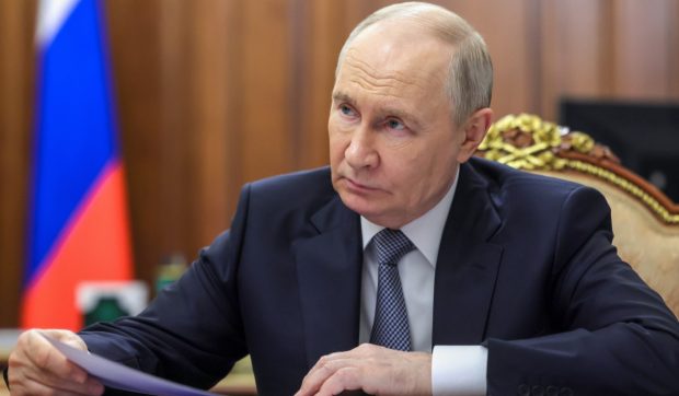 Vladimir Putin se laudă că Rusia a testat cu succes „cea mai puternică rachetă din lume”