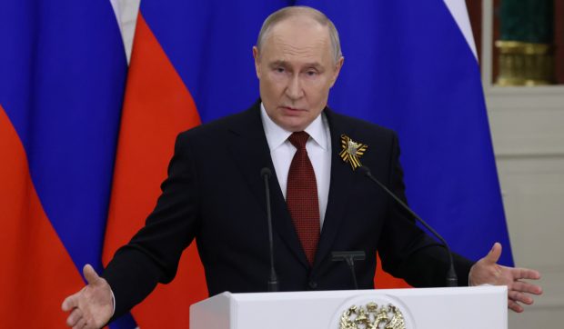 Vladimir Putin l-a anunțat pe Volodimir Zelenski ce vrea de la el, ca să oprească războiul din Ucraina: „Să dea ordin”