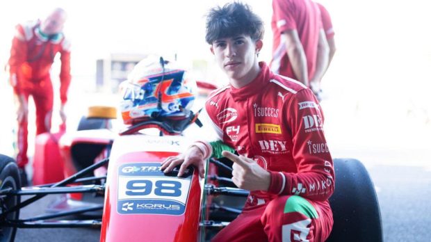 David Cosma Cristofor, românul care va pleca din pole position la Vallelunga în Formula 4