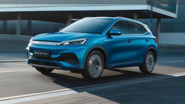4.000 de comenzi pe zi pentru un SUV care se vinde cu 15.000