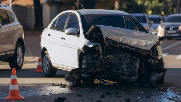 Costul real al accidentelor rutiere: sute de mii de zile de spitalizare, dar sume modeste recuperate de la asigurători