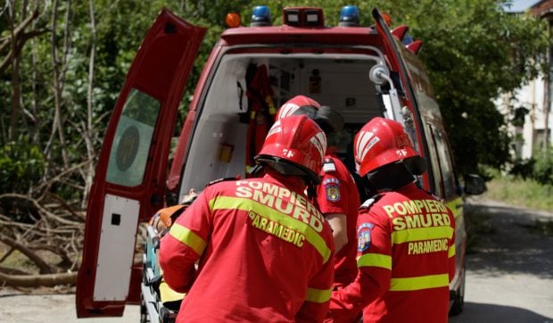 Tragedie în Timiș: O fetiță de 10 ani și-a pierdut viața, iar o alta a fost rănită după ce un șofer beat le-a lovit cu mașina în localitatea Gelu
