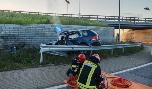 Accident mortal la „Zidul Morții” din Suceava. Istoricul negru al pilonului blestemat din Șcheia și statistica tragediilor