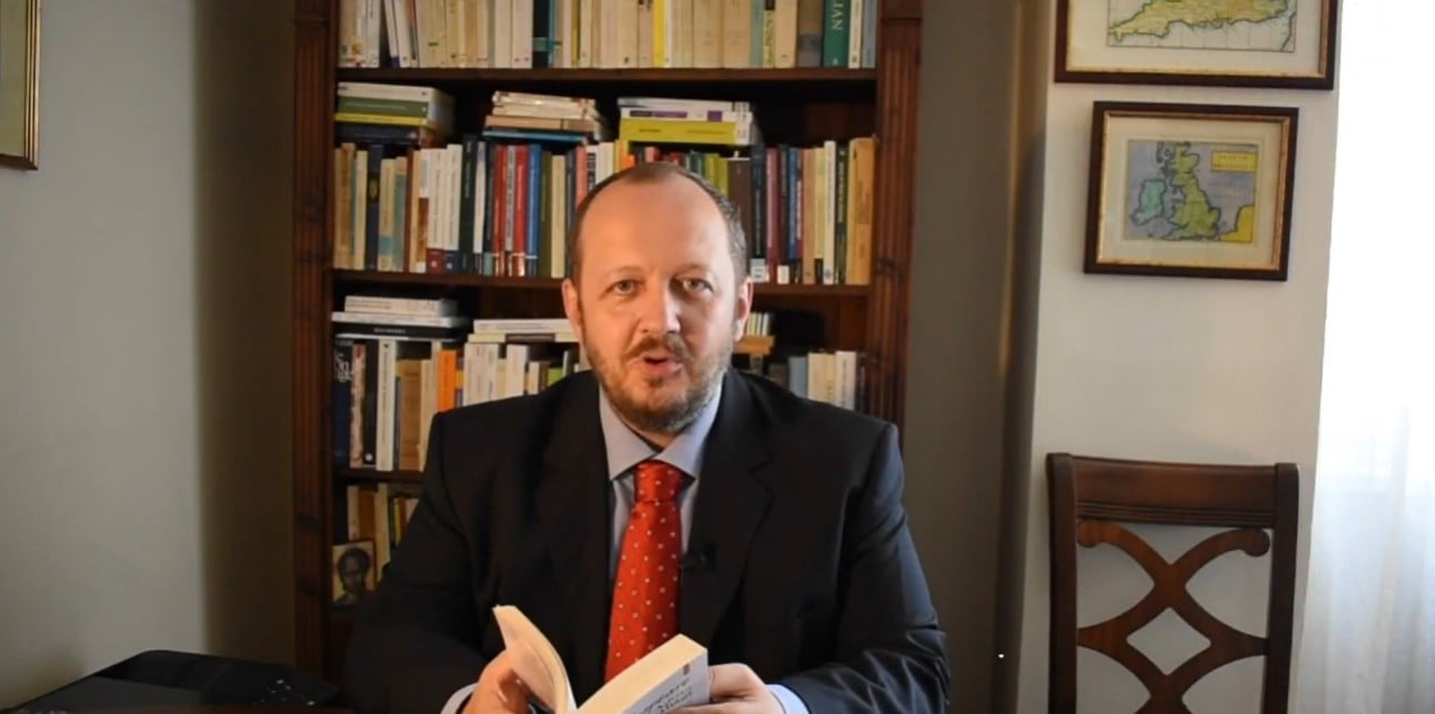 Poza pentru articolul Adrian Papahagi s-a răzgândit și refuză funcția de ministru al Culturii din guvernul Eugen Tomac