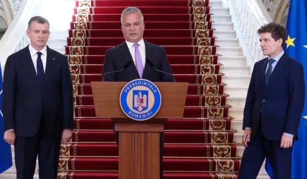 Adrian Veștea, administrativul cu experiență care preia mandatul de premier al României