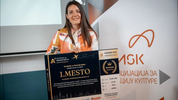O farmacistă din Serbia a revoluționat piața locală cu scutece naturale din lână, inspirată de iritațiile fiului său