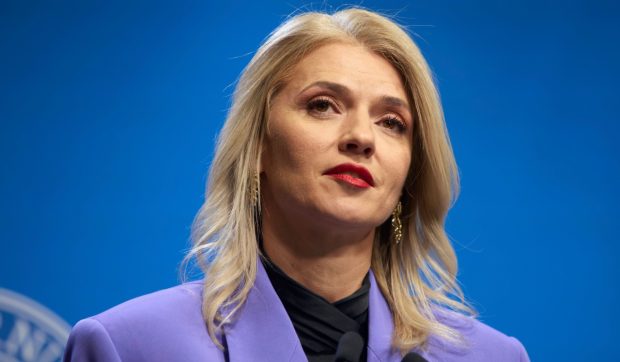Alina Gorghiu amenință cu acțiuni legale dacă va fi exclusă din PNL, refuzând să-și dea demisia