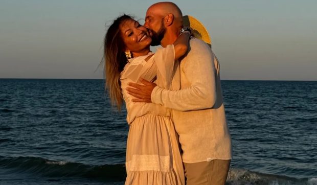Anca Țurcașiu i-a oferit iubitului său o surpriză romantică la Paris de ziua lui
