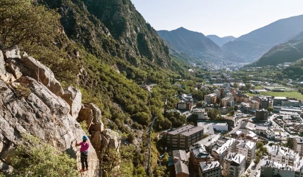 Țara din Europa care încearcă să-i convingă pe turiști să pe