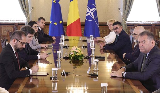Nicușor Dan propune un guvern minoritar pentru deblocarea crizei politice