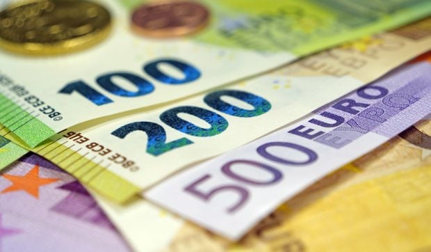 Angajat din Spania câștigă peste 20.000 de euro după concediere abuzivă pentru „fraudă la pontaj”