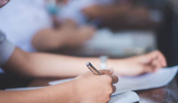 Ministerul Educației publică baremul de corectare pentru proba de Limba română la Evaluarea Națională 2026