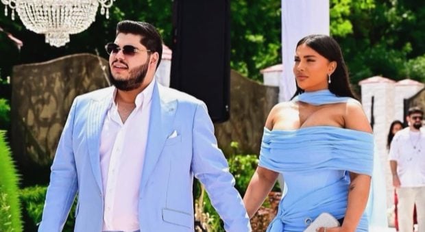 Betty Salam strălucește la nunta fratelui său, Dani Stoian, într-o ținută elegantă ce a captat toate privirile