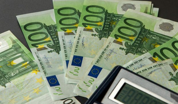 Lista celor 10 bănci care au primit amenzi record de 710 mil