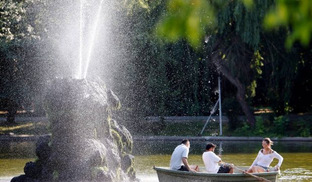 București: De la caniculă intensă la furtuni cu grindină și ploi torențiale în doar câteva zile
